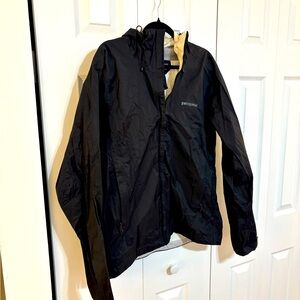 Men’s Patagonia Rain Jacket